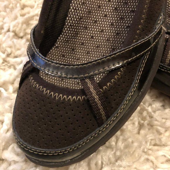 LL Bean Sz 7 Med Brown Slip On Shoes Active Wear - Picture 4 of 8